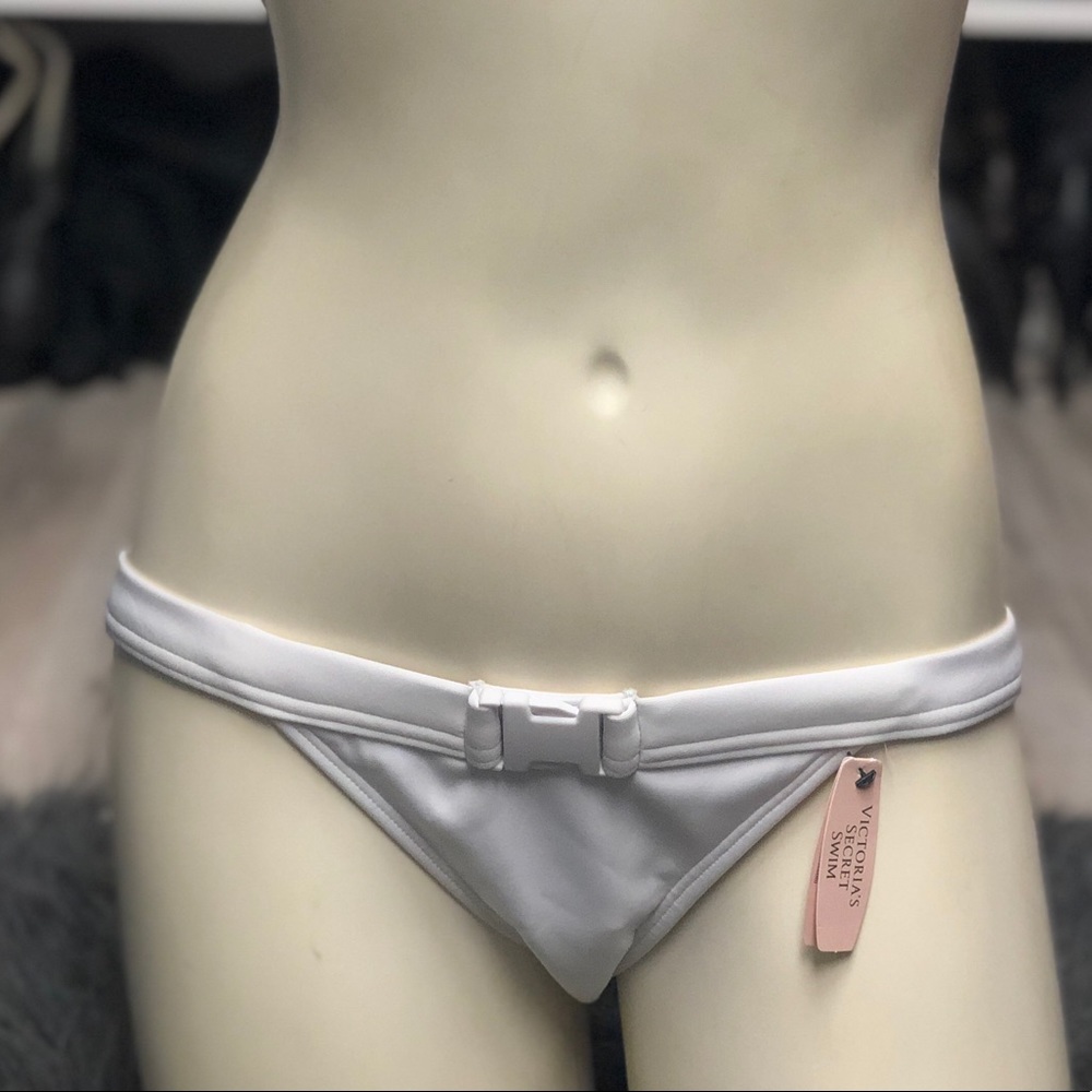 Victoria Secret Bikini - Picture 3 of 3